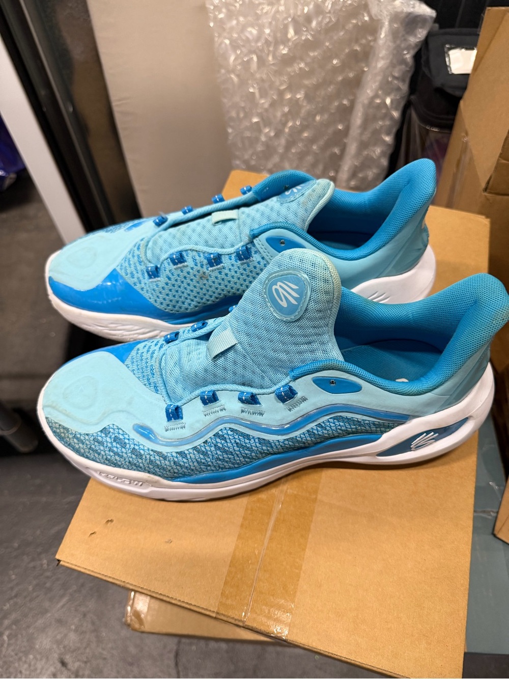 Under Armour curry flow “mouth guard”